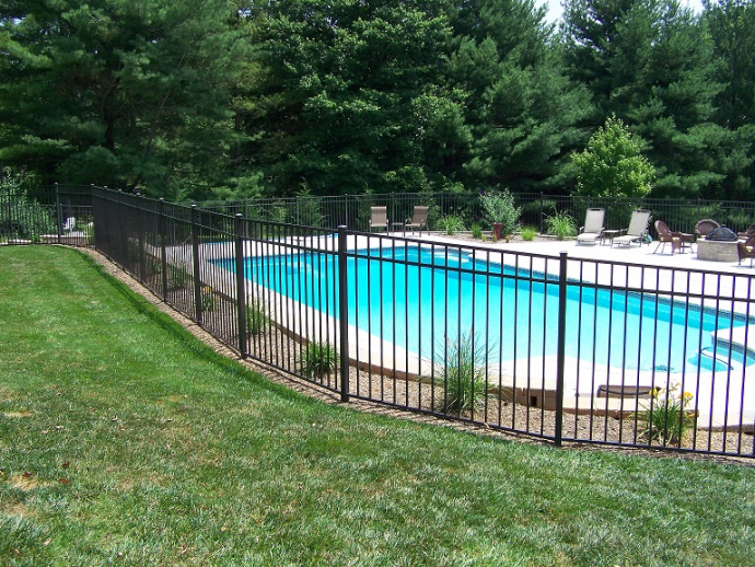 Aluminum Pool Fences